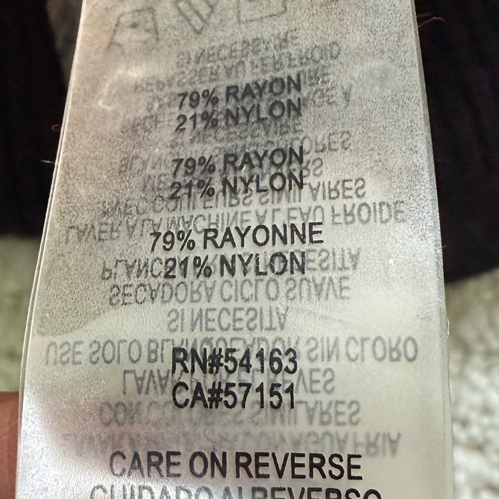 CALVIN KLEIN | Red, Black & Ivory Turtleneck Sweater - Picture 4 of 5